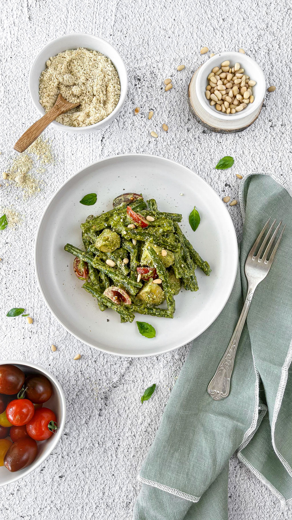 Amanida de mongetes verdes amb pesto vegà