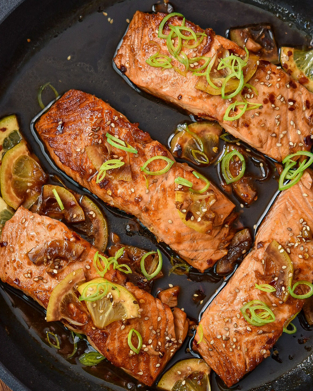 Salmón con soja, miel y limón