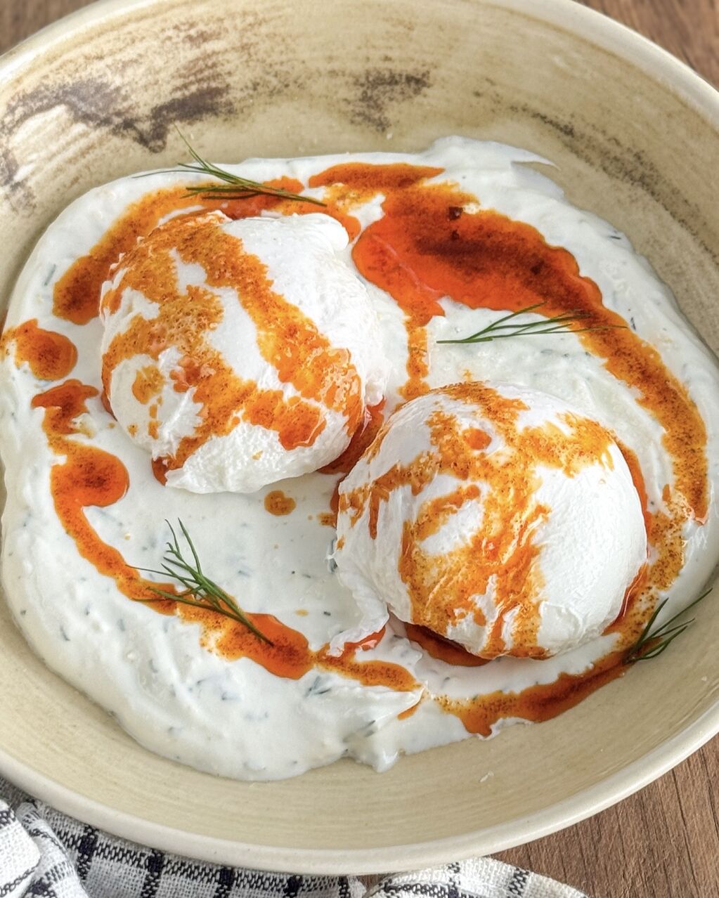 Huevos Turcos (Çilbir)